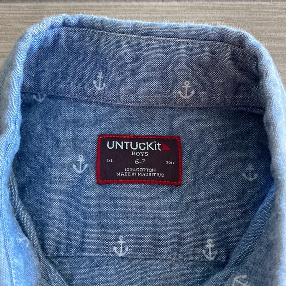 Boys UNTUCKit Button Up/Dress Shirts - Set of 2 - Picture 9 of 11